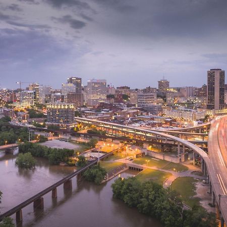 الشقق الفندقية ماكلينفي  Hala Tysons المظهر الخارجي الصورة