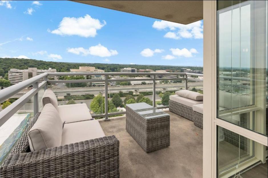 الشقق الفندقية ماكلينفي  Hala Tysons المظهر الخارجي الصورة